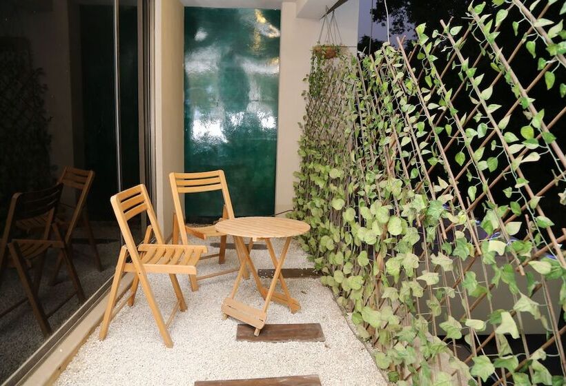 هتل The Westin Suites