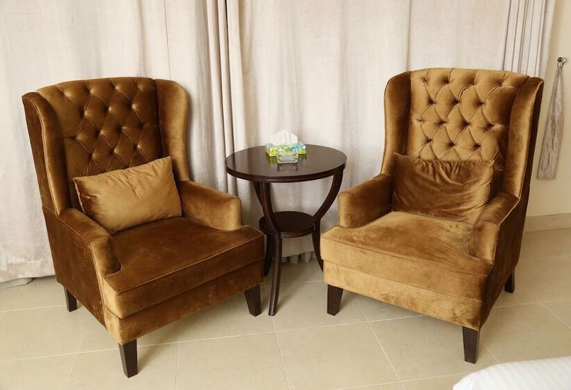 هتل The Westin Suites