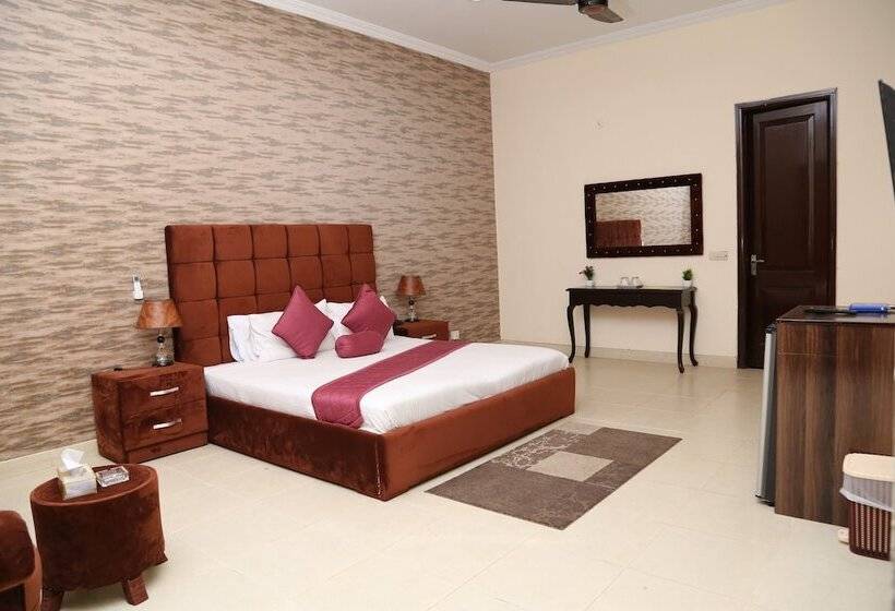 هتل The Westin Suites