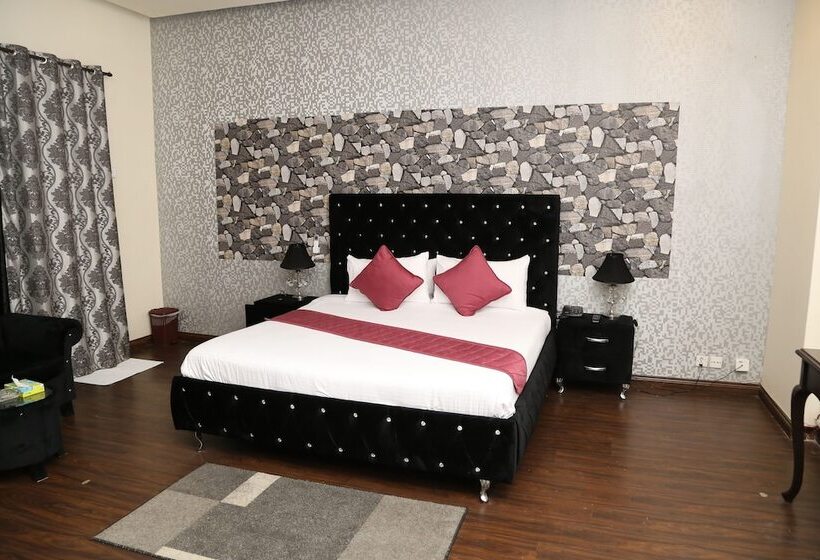 هتل The Westin Suites