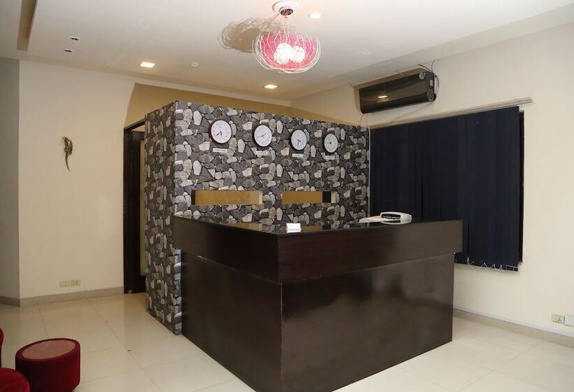 هتل The Westin Suites