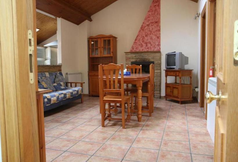 بنسيون Hostal La Plaza