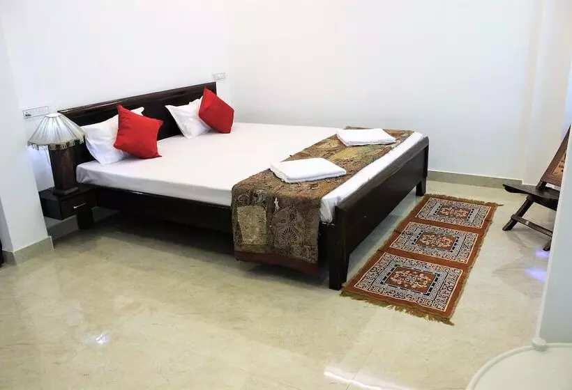 ペンション Rising Shemesh Home Stay