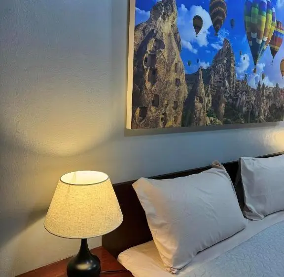 هتل S A F E Residence Patong