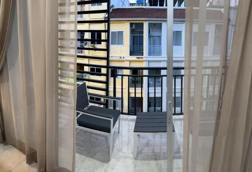 هتل S A F E Residence Patong
