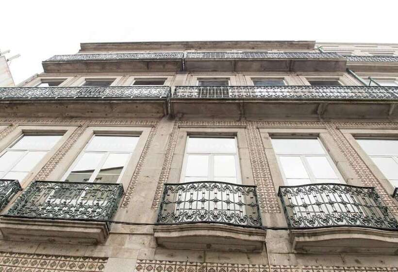 پانسیون The Gate