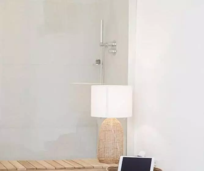 تختخواب و صبحانه Break For Two