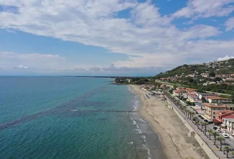 تختخواب و صبحانه Break For Two