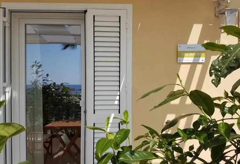 تختخواب و صبحانه Break For Two