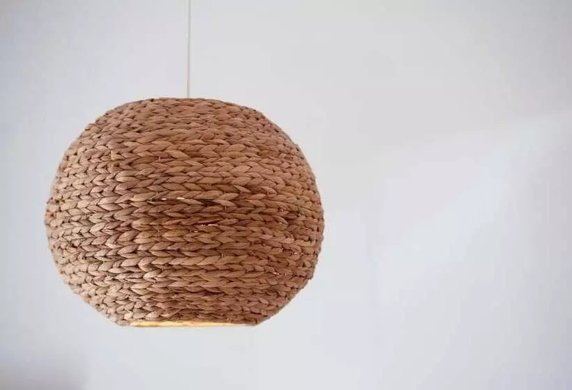 تختخواب و صبحانه Break For Two