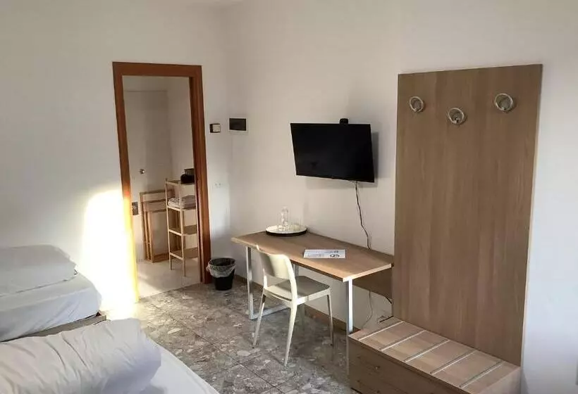 تختخواب و صبحانه Foresteria Gavazzeni