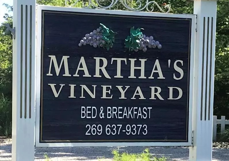 Martha's Vineyard B & B