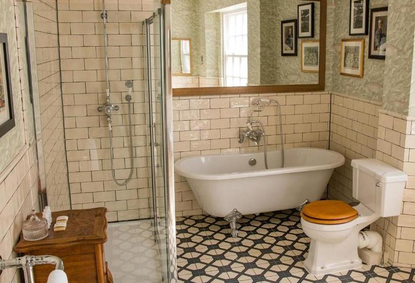 הוסטל The Pilot Boat