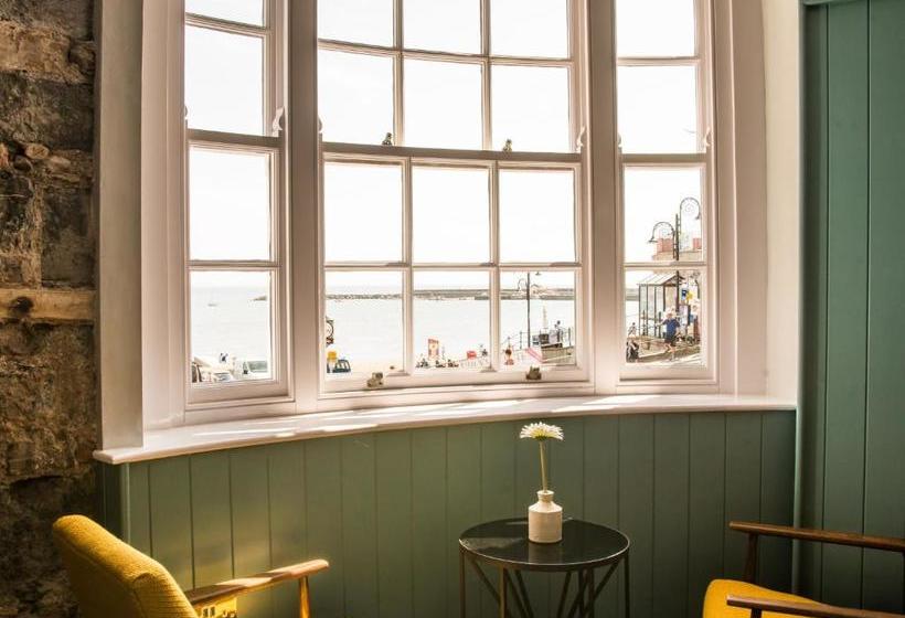 הוסטל The Pilot Boat