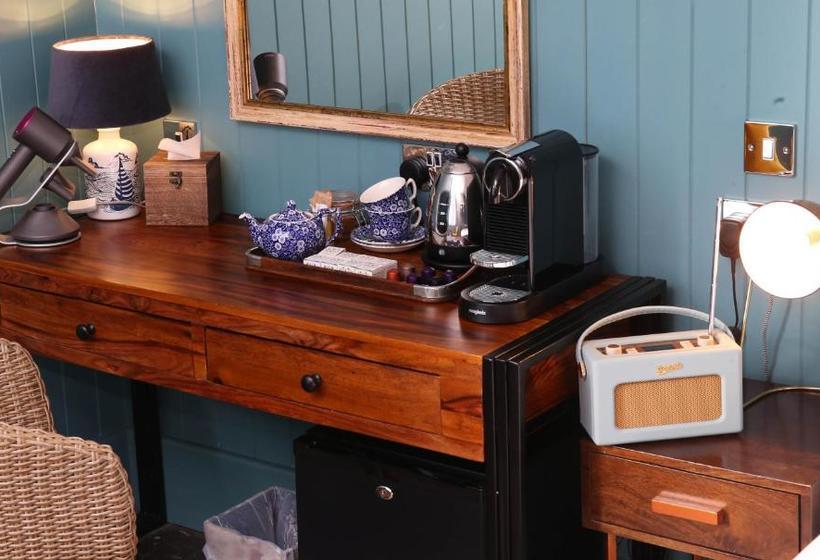 הוסטל The Pilot Boat