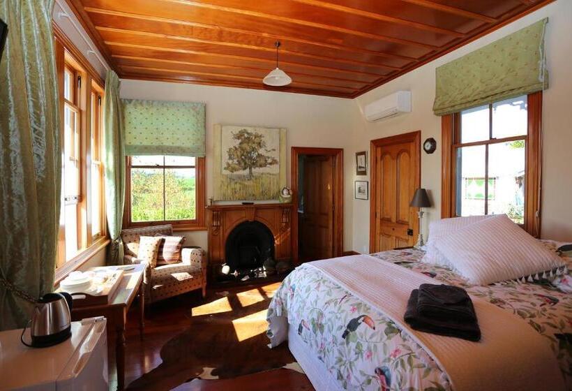 צימר Maungakawa Villa