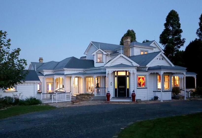 צימר Maungakawa Villa