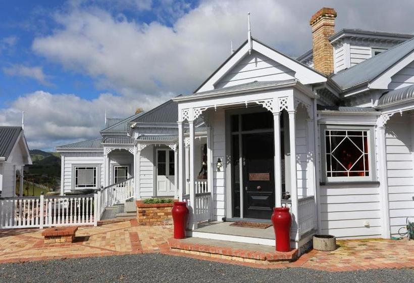 צימר Maungakawa Villa