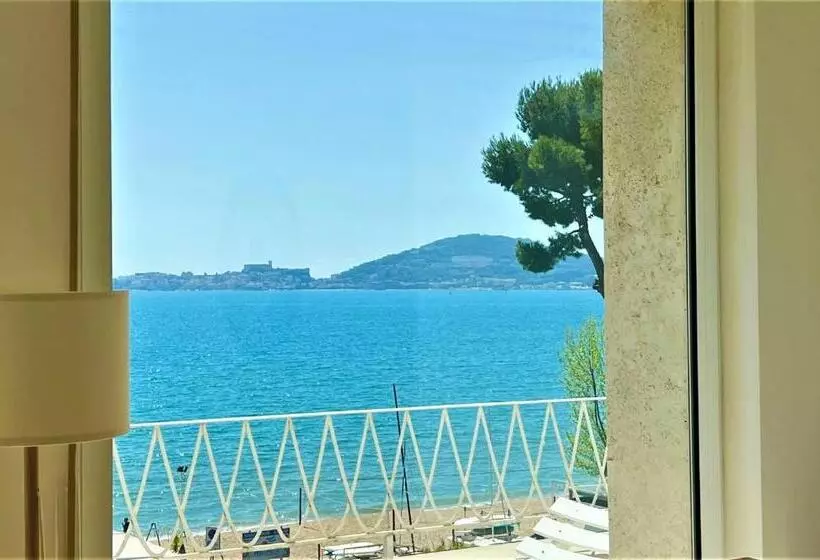 تختخواب و صبحانه Villa Magnolia