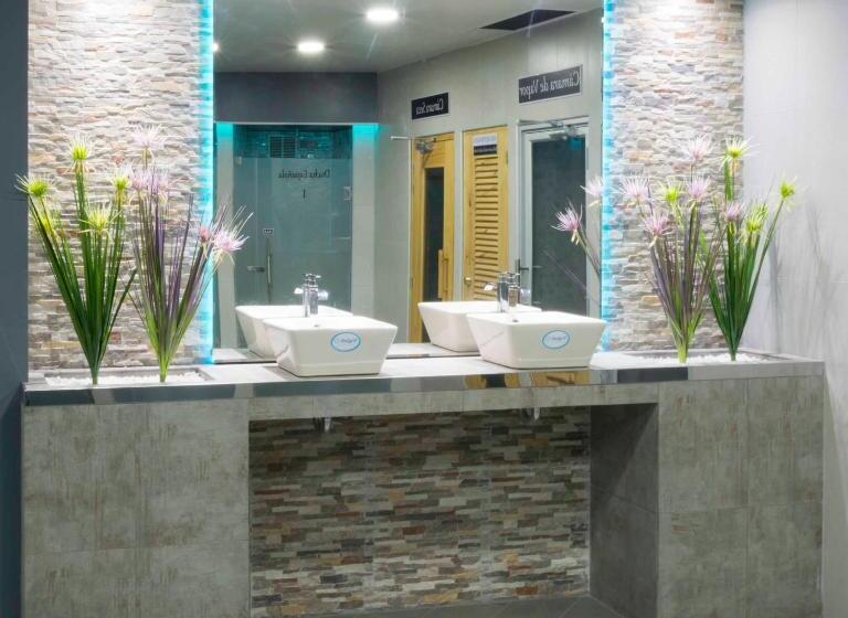 فندق Hospedaje Las Tres Regiones