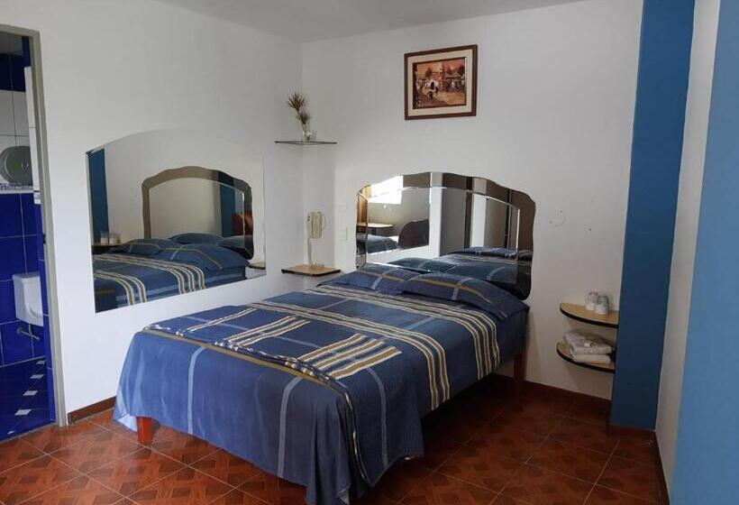 فندق Hospedaje Las Tres Regiones