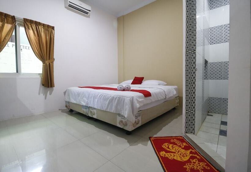 פנסיון Reddoorz @ Jalan Krakatau Medan
