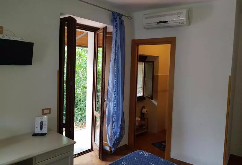 Retkeilymaja Locanda Aria Del Re