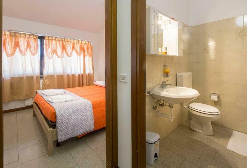 مبيت وإفطار Cristal Lake Affittacamere