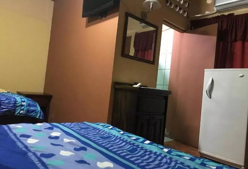هتل Cabinas Yolymar