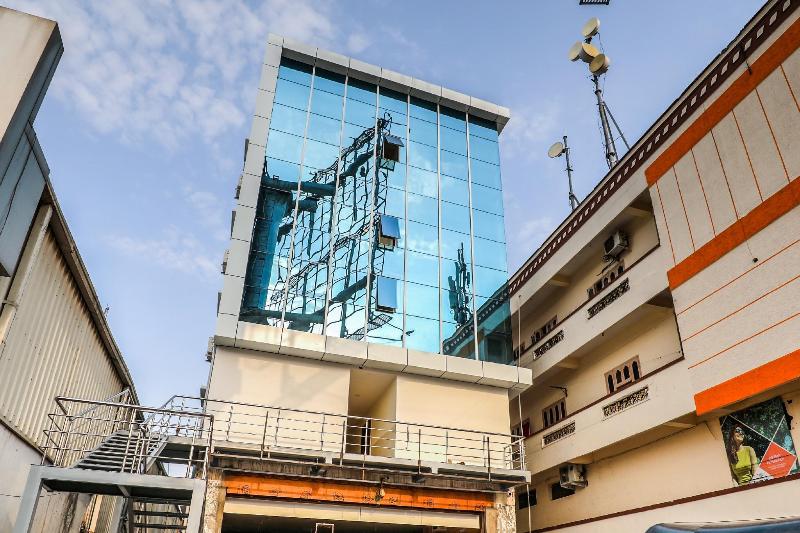 Hotel Super Capital O Saharsh Grand Near Shilparamam