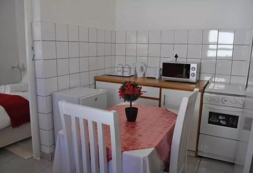 پانسیون Timo's Guesthouse Accommodation