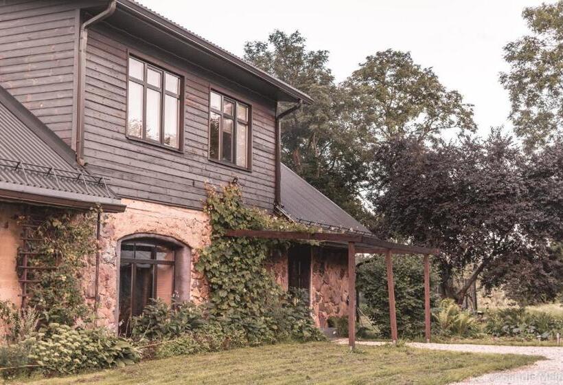 پانسیون Viesu Nams “bauļi”