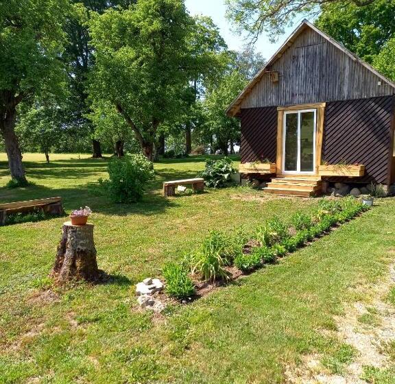 پانسیون Viesu Nams “bauļi”