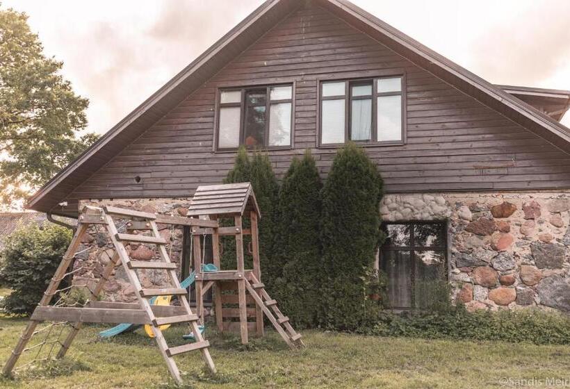 پانسیون Viesu Nams “bauļi”