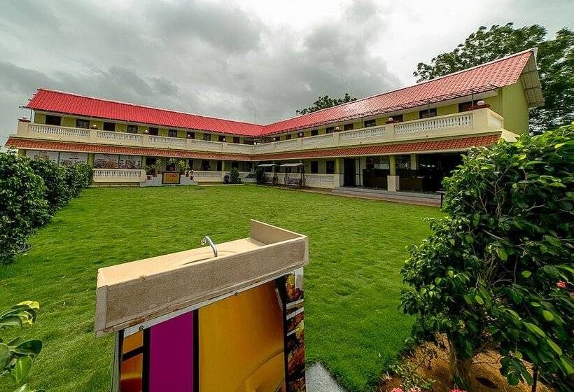 منتجع Rnb Select Saanvi