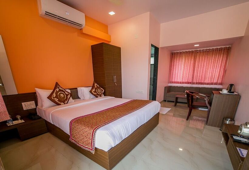 منتجع Rnb Select Saanvi