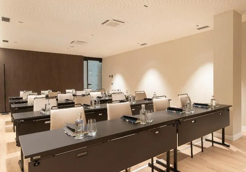 ホテル Eurostars Villa Itziar