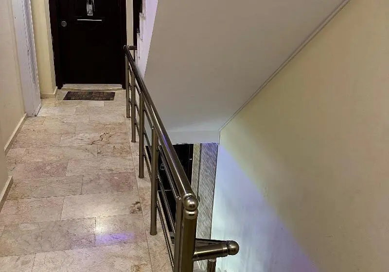 ホテル Mavi Restaurant & Apartments 2