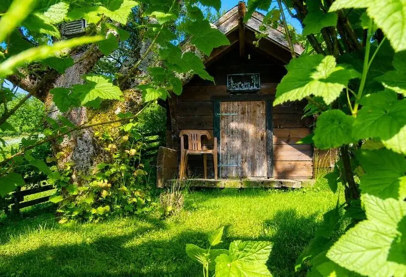 Aamiaismajoitus (B&B) Casa Hauge Bnb