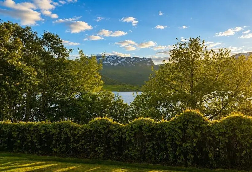 Aamiaismajoitus (B&B) Casa Hauge Bnb