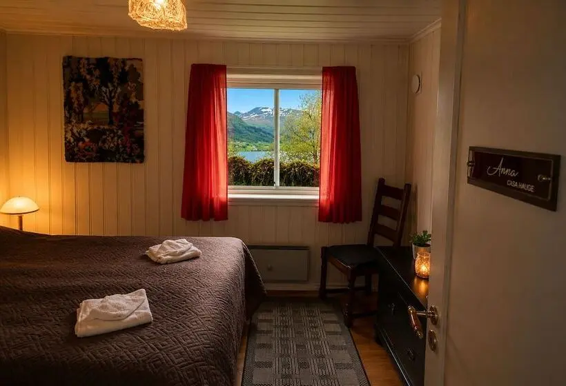 Aamiaismajoitus (B&B) Casa Hauge Bnb