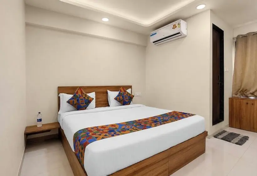Fabhotel Sb Palace