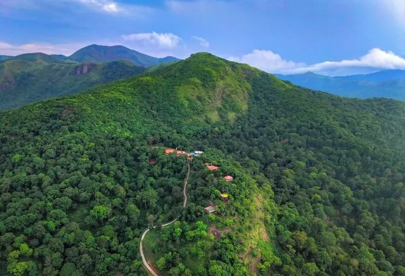 ホテル Celestial Heights Coorg By Voye Homes