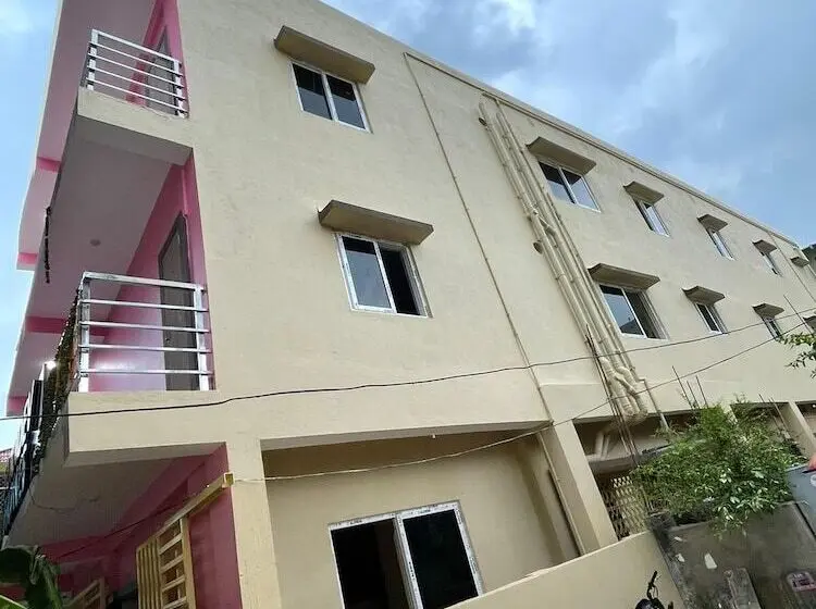 Hôtel Sukadev Homes