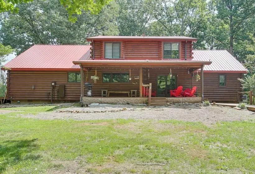 Peaceful Cabin Between Nashville & Bowling Green!