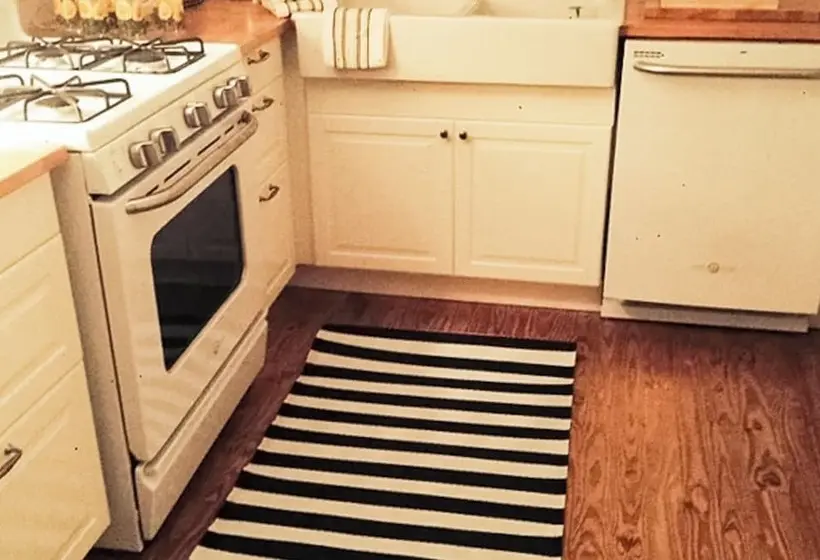 Steps To Beach & Lake Michigan! Family Retreat