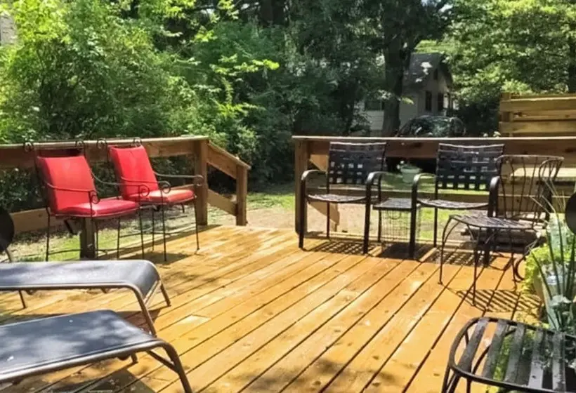 Steps To Beach & Lake Michigan! Family Retreat