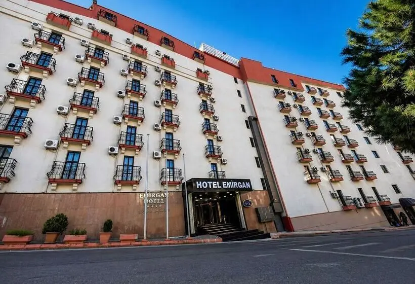 Emä°rgan Otel