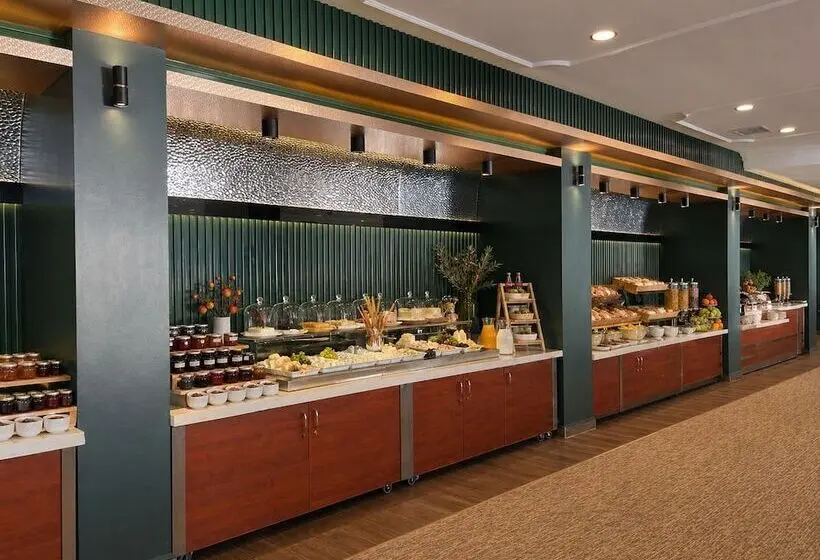 Emä°rgan Otel