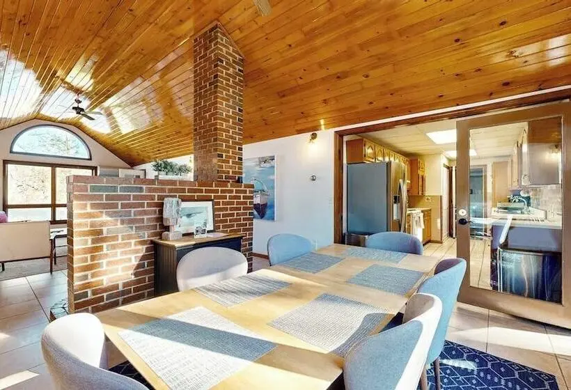 Gorgeous Waterfront Home On Westport Island With 2 Sunrooms